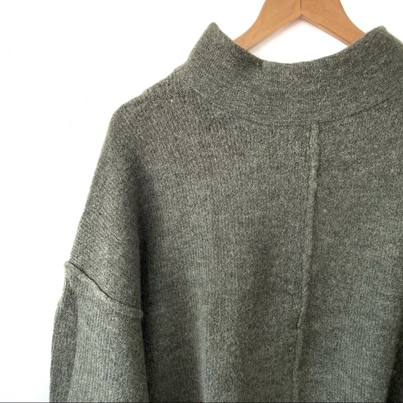 Green Universal Thread Mock Neck Sweater - Picture 2 of 5